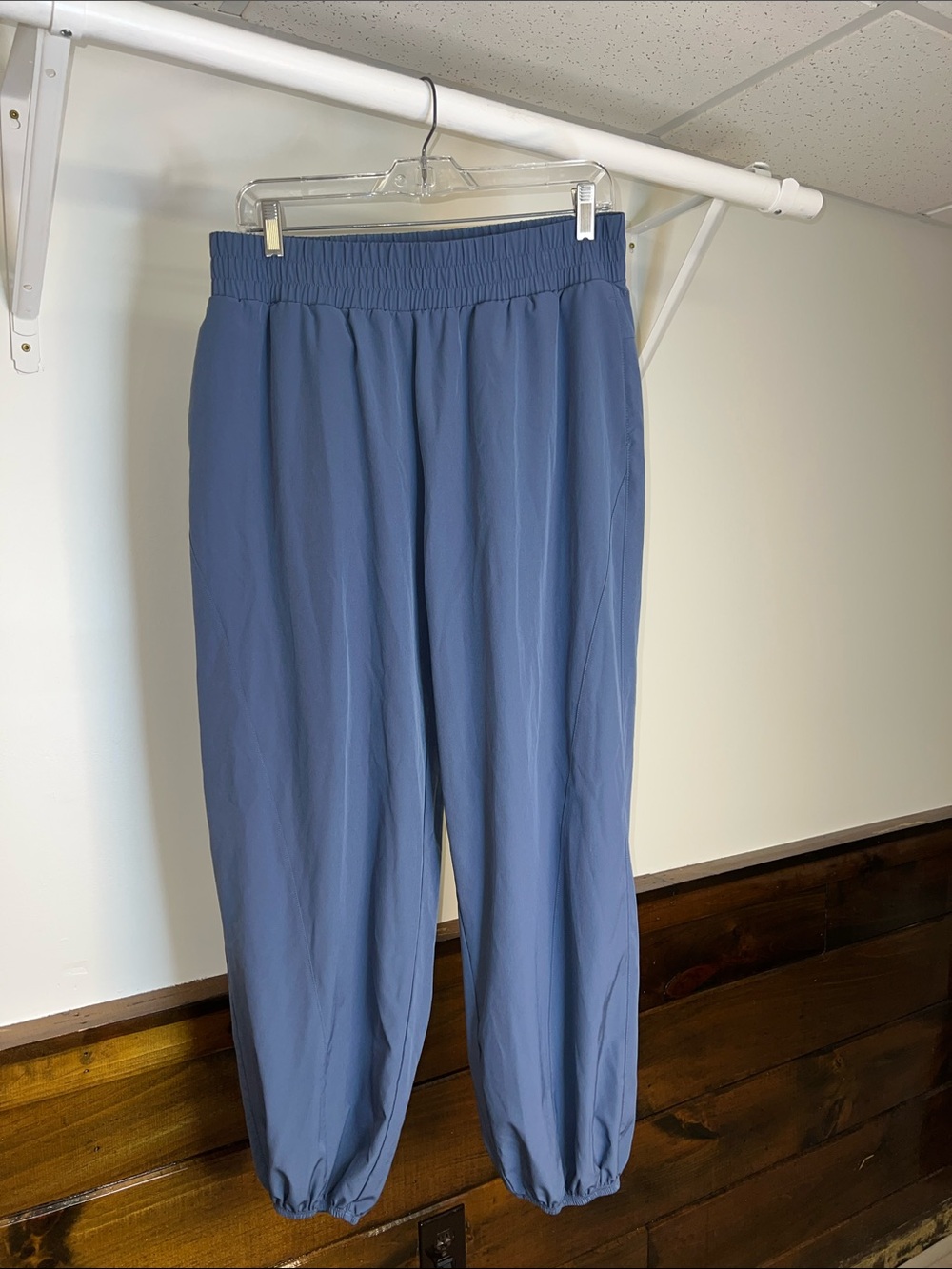 Mondetta Lightweight Elastic Waist Joggers in Slate Blue- L